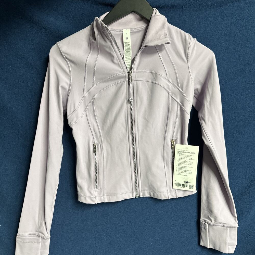 Lululemon Define Cropped Size 6 Jacket *Nulu Light Lavender Sculpting Bodycon